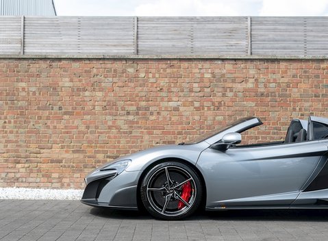 McLaren 675LT Spider 29