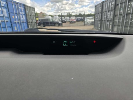 Toyota Prius 1.5 T3 Hatchback 5dr Petrol Hybrid CVT (104 g/km, 76 bhp) 17