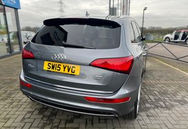 Audi Q5 2.0 TDI QUATTRO S LINE PLUS 11