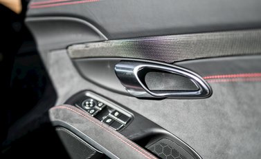 Porsche 911 (991) GT3 15