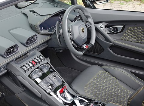Lamborghini Huracan Spyder 20