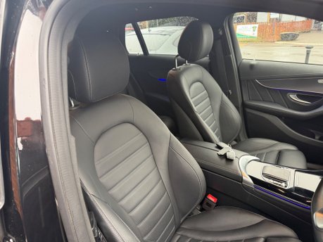 Mercedes-Benz EQC QC 400 80kWh AMG Line SUV 5dr Electric Auto 4MATIC (400 bhp) 23