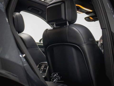 Porsche Macan 3.0 Macan S D Semi-Auto 4WD 5dr 17