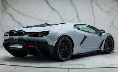 Lamborghini Revuelto 7
