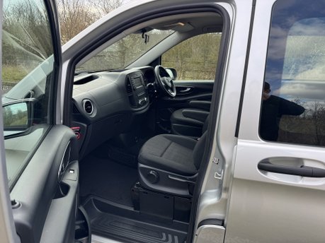 Mercedes-Benz Vito 116 BlueTec Tourer Select L3 Auto Diesel 8 SEATER/EX-LWB/PARKTRONIC 7