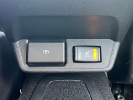 Nissan LEAF Leaf Tekna 5dr 110kw 39kwh (Automatic) 61