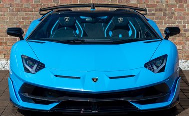 Lamborghini Aventador SVJ LP 770-4 Roadster 4