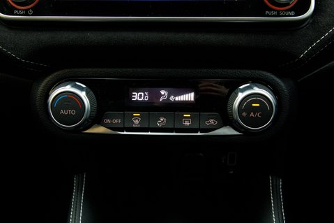 Nissan MICRA IG-T N-SPORT XTRONIC 32