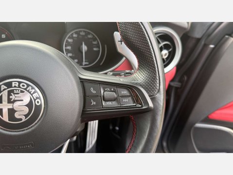 Alfa Romeo Stelvio 2.1 Stelvio Veloce TD AWD Auto 4WD 5dr 32