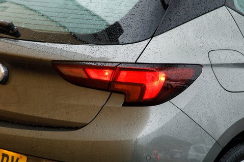 Vauxhall Astra SRI NAV 9