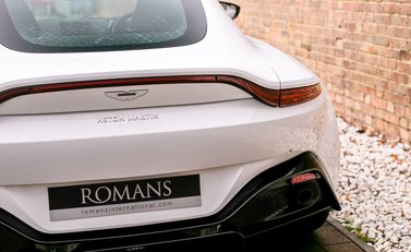 Aston Martin V8 Vantage 26