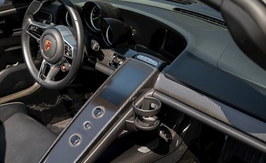 Porsche 918 Spyder 18