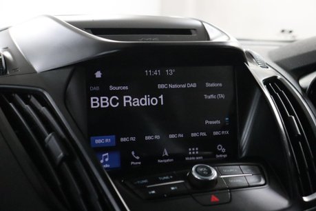 Ford Kuga ST-LINE TDCI 37