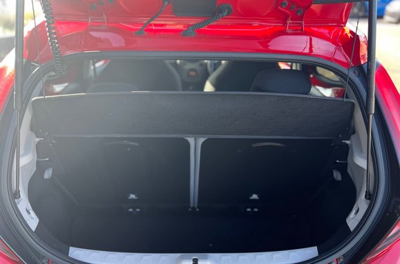 Toyota Aygo VVT-I X-TREND X-SHIFT 5 DOOR AUTO 33