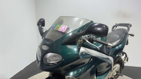 Triumph Sprint 955 ST 2001 26K RUNNING PROJECT BIKE SPARES OR REPAIR 955CC TOURER 25