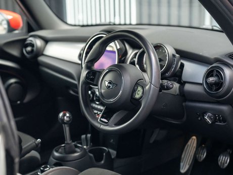Mini Hatch 2.0 John Cooper Works 3dr 4