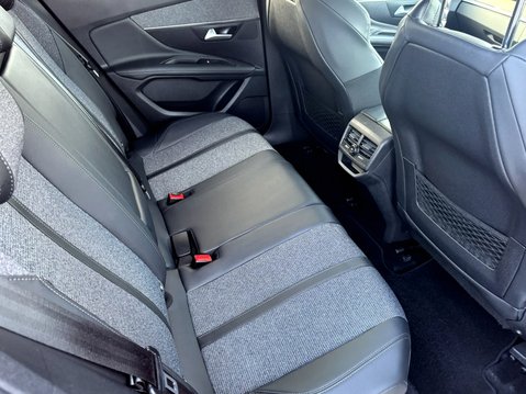 Peugeot 3008 1.2 PureTech Allure 5dr EAT8 33