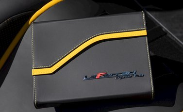 Ferrari LaFerrari Aperta 40