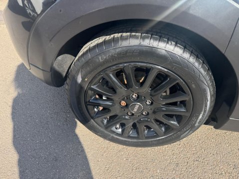 Mini Hatch 1.5 Cooper D Auto Euro 6 (s/s) 5dr 15