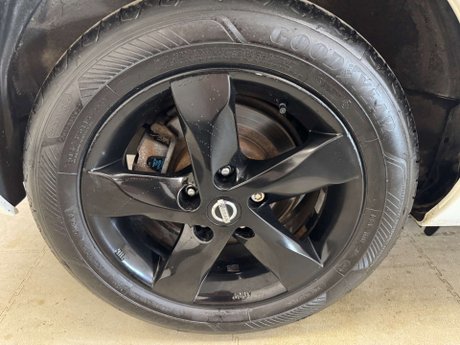 Nissan LEAF Leaf Black Edition 5dr 7