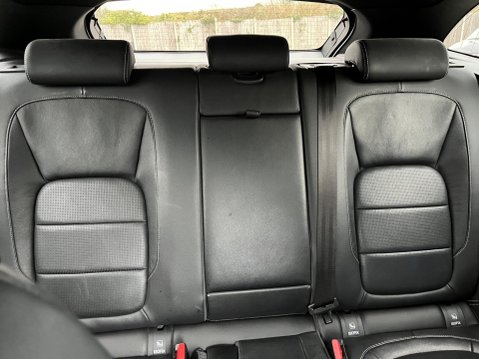 Jaguar F-Pace 2.0 P250i R-Sport Auto AWD Euro 6 (s/s) 5dr 9