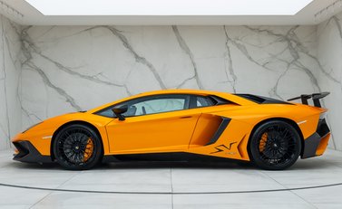 Lamborghini Aventador SV LP 750-4 3