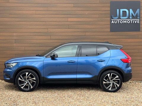 Volvo XC40 2.0 XC40 R-Design Pro T4 Auto 5dr 8
