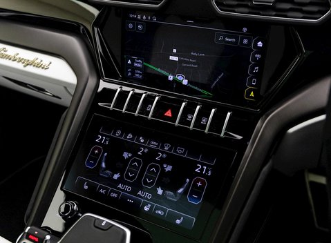 Lamborghini Urus 18