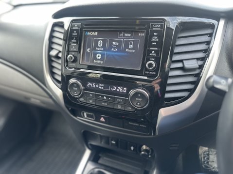 Mitsubishi L200 DI-D 4WD TITAN DCB "0 OWNERS" 19