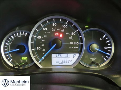 Toyota Yaris 1.5 VVT-h T4 Hatchback 5dr Petrol Hybrid CVT Euro 5 (101 ps) 3
