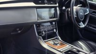 Jaguar XF 2.0d Portfolio Saloon 4dr Diesel Auto Euro 6 (s/s) (163 ps) 15