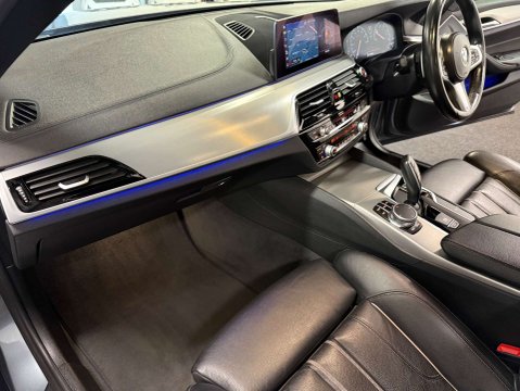 BMW 5 Series 2.0 520d M Sport Auto 4dr 39