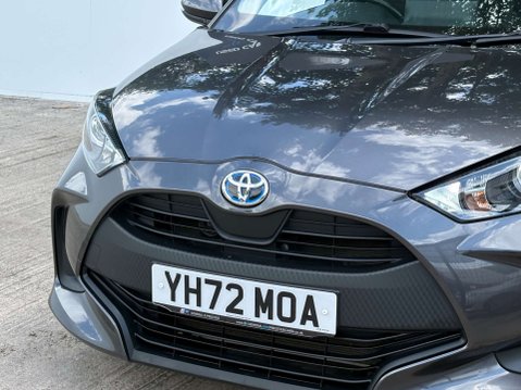 Toyota Yaris 1.5 Yaris Icon HEV CVT 5dr 33