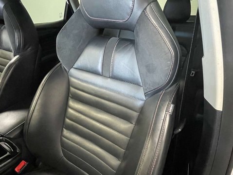 MG HS 1.5 MG HS Exclusive 5dr 37