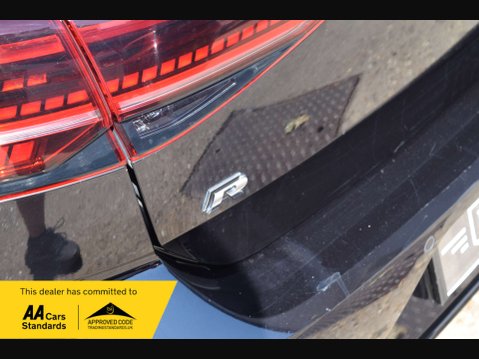 Volkswagen Golf 2.0 Golf R TSi 4WD 5dr 30