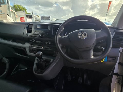 Vauxhall Vivaro L1H1 2700 EDITION S/S 9
