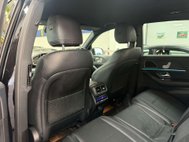 Mercedes-Benz GLE 2.0 GLE300d AMG Line SUV 5dr Diesel G-Tronic 4MATIC Euro 6 (s/s) (245 ps) 41