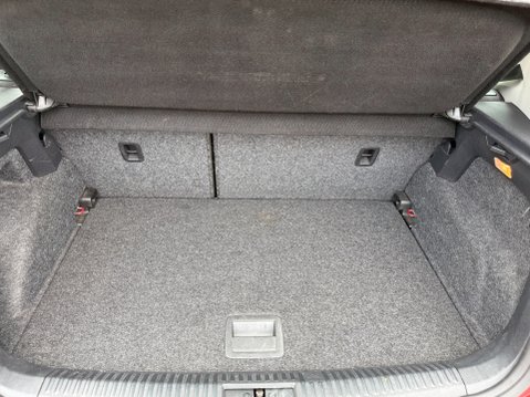 Volkswagen Polo SE TSI AUTOMATIC 43