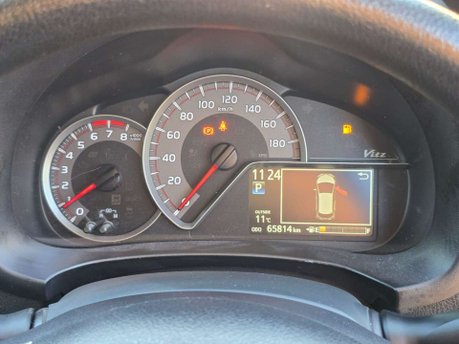 Toyota Yaris 1.33 Dual VVT-i Design Hatchback 5dr Petrol Multidrive S Euro 6 (99 ps) 29