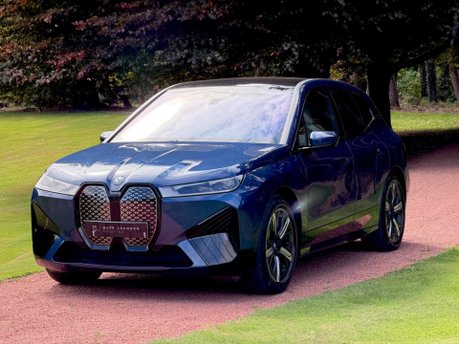 BMW Ix XDRIVE50 M SPORT 18