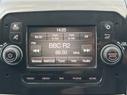 Peugeot Boxer 333 L1 H1 120 ps BlueHdi Professional - Sat Nav & Air Con 24