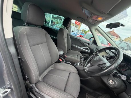 Vauxhall Zafira SRI 16