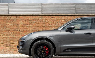 Porsche Macan GTS 26
