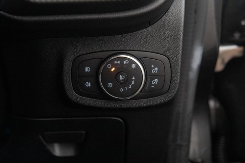 Ford Fiesta TITANIUM VIGNALE MHEV 16