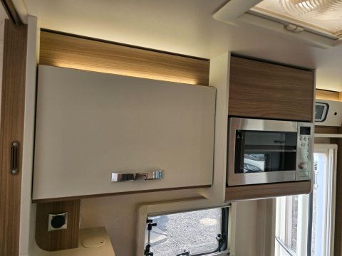 Swift Escape 684 Motor Home 39