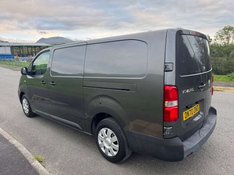 Vauxhall Vivaro 1.5 Vivaro 2900 Dynamic S/S 3