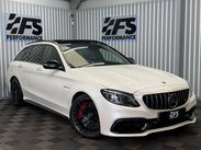 Mercedes-Benz C Class 4.0 C63 V8 BiTurbo AMG S (Premium Plus) Estate 5dr Petrol SpdS MCT Euro 6 ( 10