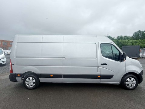 Nissan Interstar 2.3 Interstar Tekna dCi 4