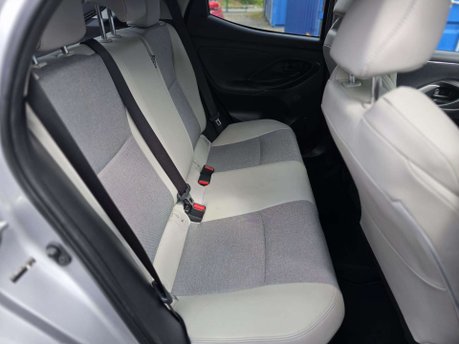 Toyota Yaris 1.5 VVT-h Excel Hatchback 5dr Petrol Hybrid E-CVT Euro 6 (s/s) (116 ps) 19