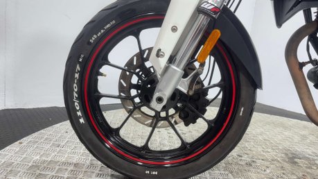 Sinnis RSX 2018 13K RUNNING PROJECT LEARNER BIKE SPARES OR REPAIR 125CC 21